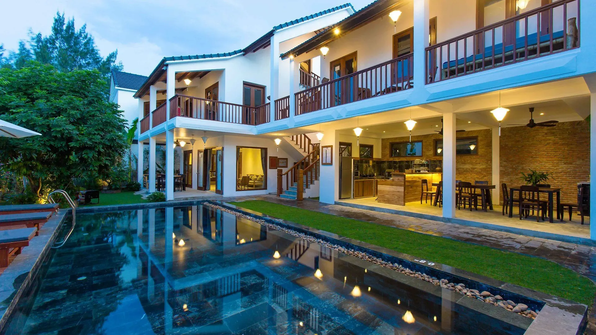 Vinabeach Villas Хойан